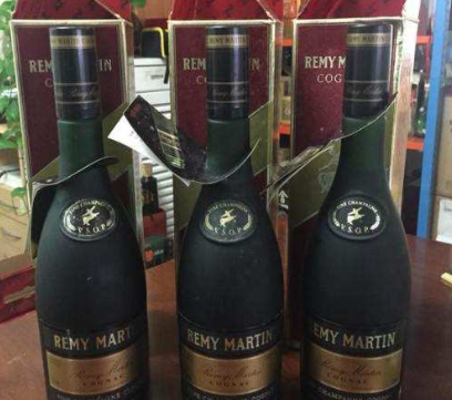 清城上门洋酒回收电话直接联系