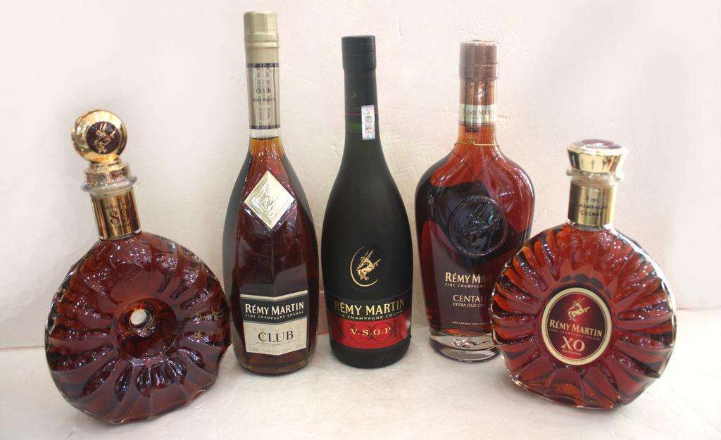 火炬洋酒回收多少钱一瓶