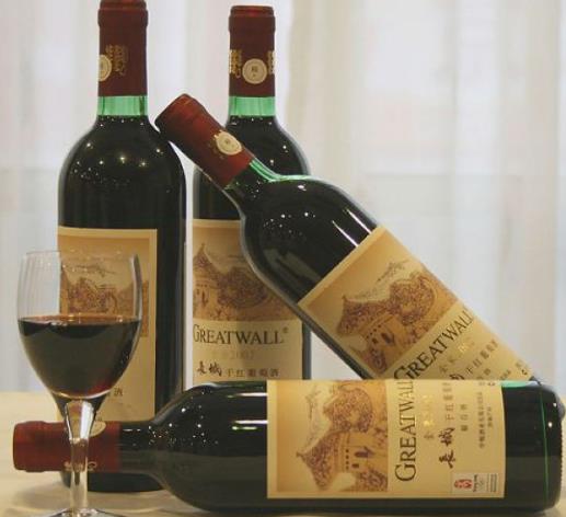 东莞红酒回收柏图斯行情如何